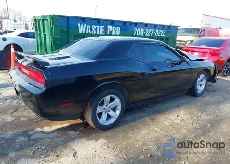 2012 Dodge Challenger Sxt z USA, uszkodzony, nr VIN 2C3CDYAG4CH254407
